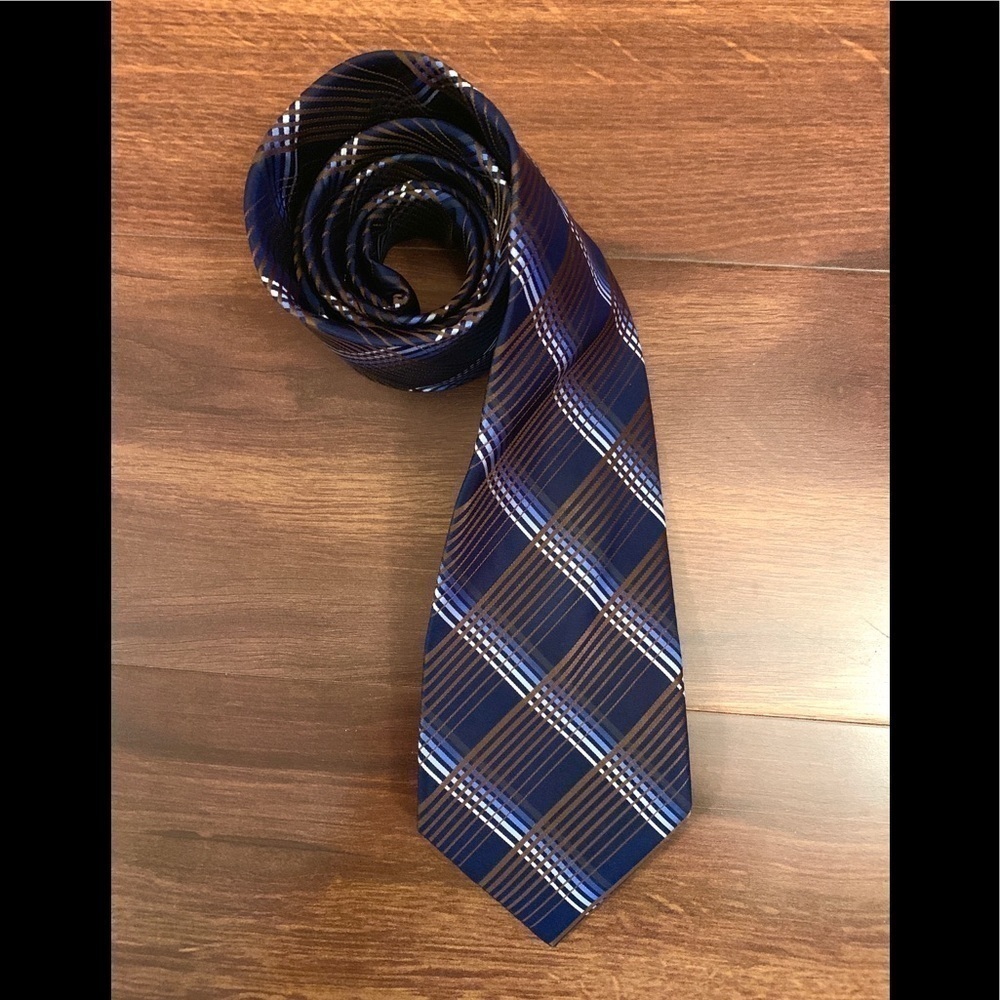 PERRY ELLIS Portfolio Blue Silk Striped Necktie